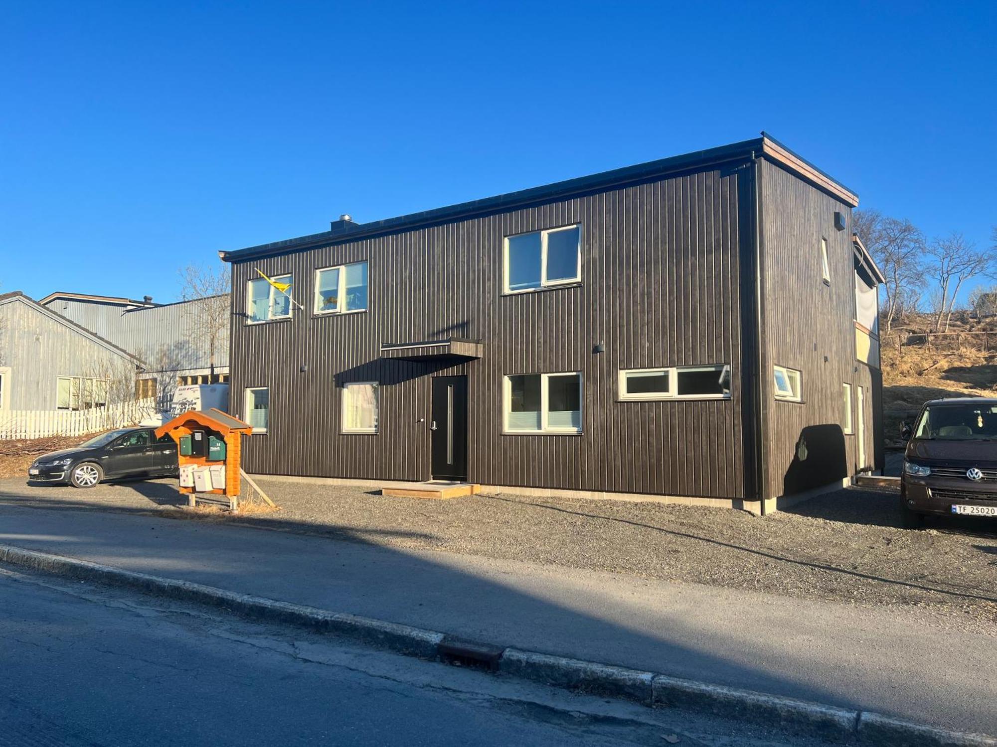 Sommerskaret Kabelvåg Exteriér fotografie